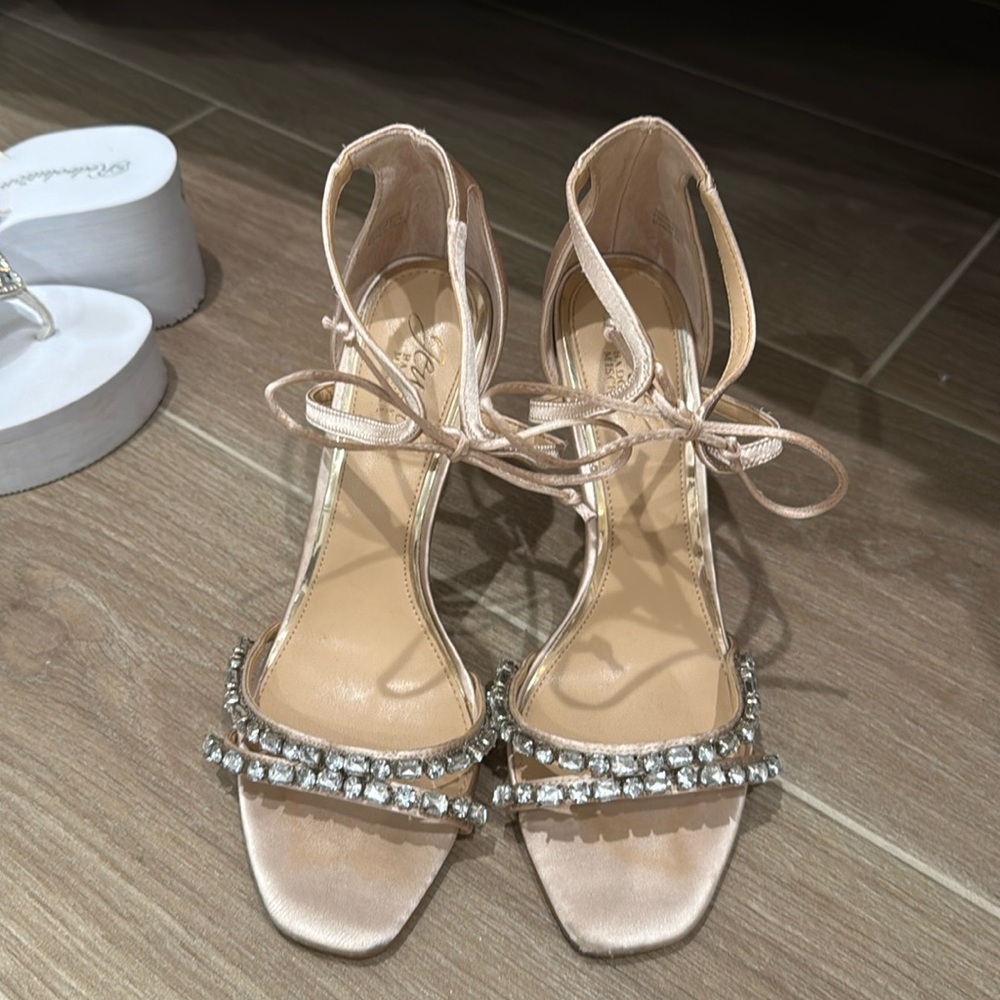 Jewel by Badgley Mischka